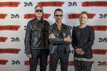 Vineri se pun in vanzare biletele pentru concertul Depeche Mode din Cluj-Napoca